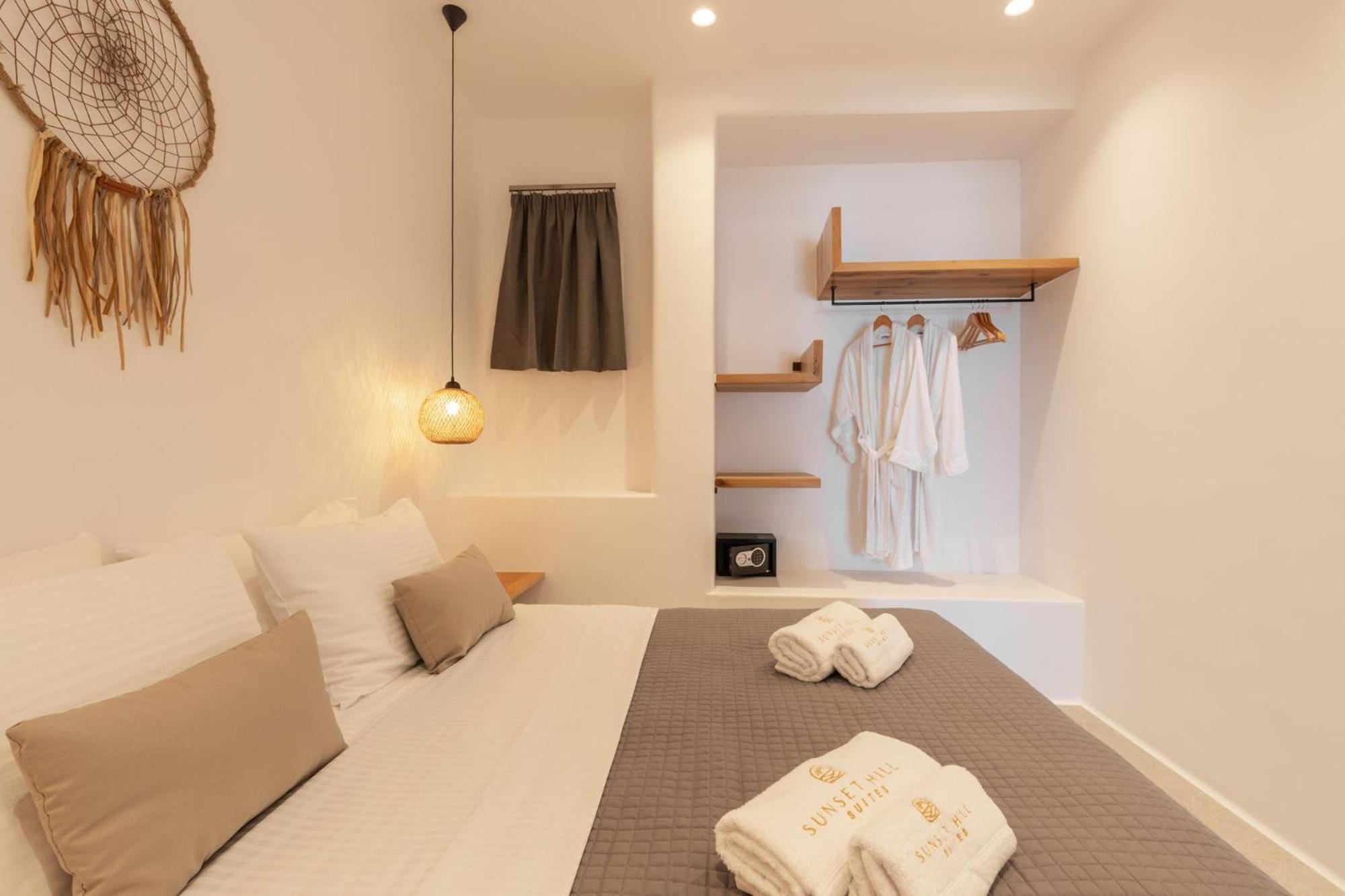 Mykonos Town Sunset Hill Suites מראה חיצוני תמונה